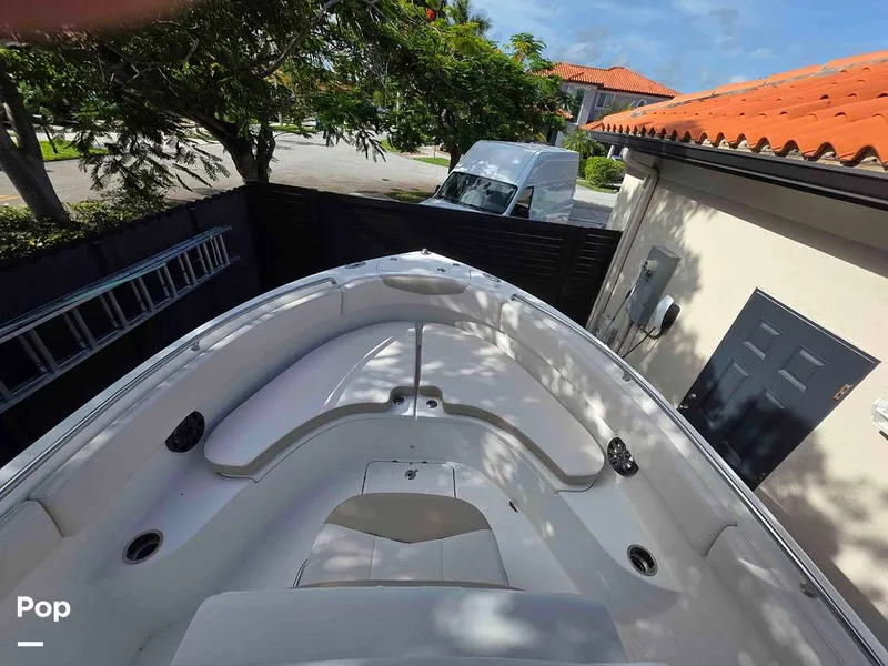 Slide: The Image of Robalo R222 2017 - 16568132