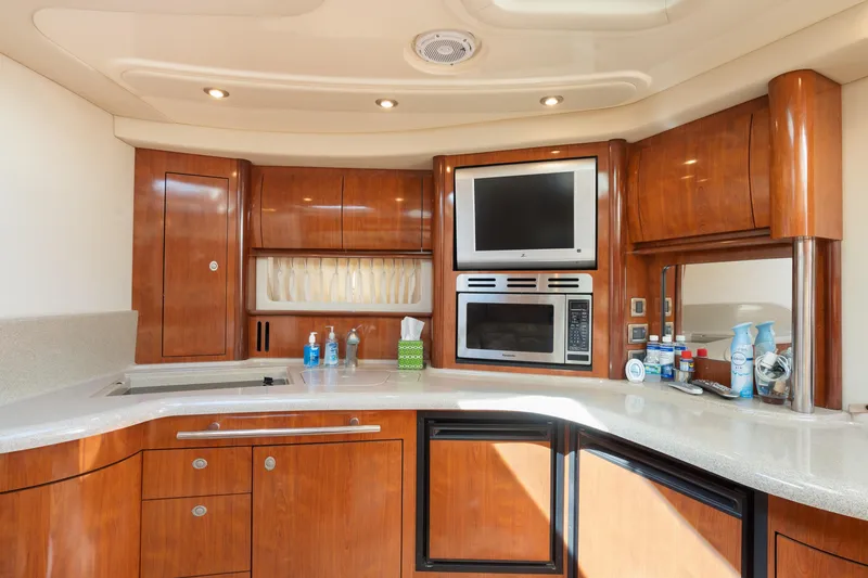 Slide: The Image of Sea Ray 420 Sundancer 2004 - 22