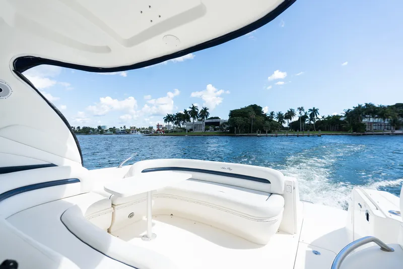 Slide: The Image of Sea Ray 420 Sundancer 2004 - 12