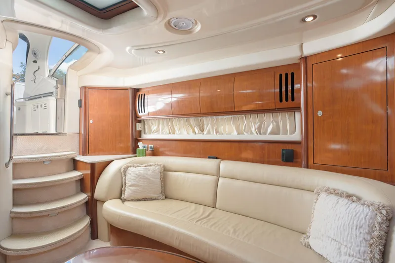 Slide: The Image of Sea Ray 420 Sundancer 2004 - 19