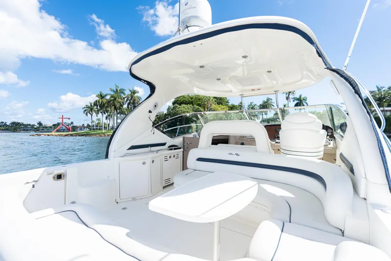 Slide: The Image of Sea Ray 420 Sundancer 2004 - 10