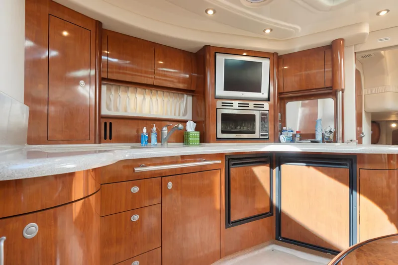 Slide: The Image of Sea Ray 420 Sundancer 2004 - 23