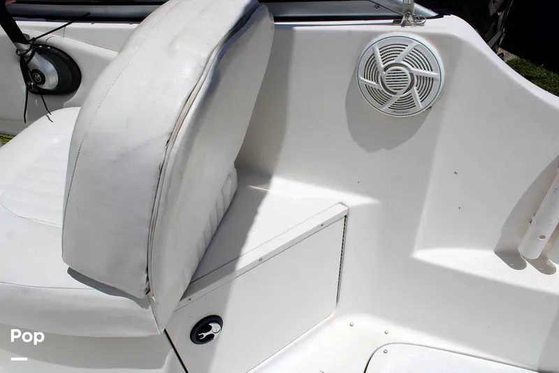 Slide: The Image of Bayliner 245 SB 2007 - 12827600