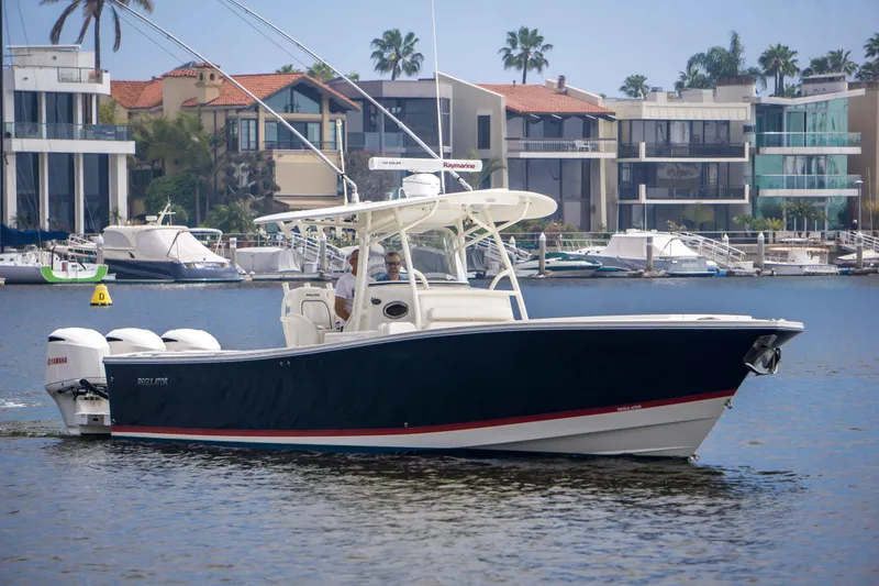 Slide: The Image of Regulator Marine 34SS 2016 - 4