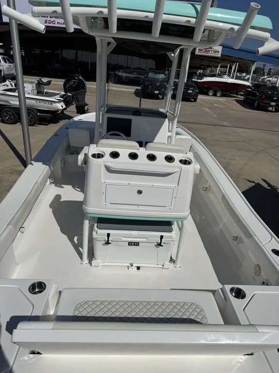 Slide: The Image of Caymas Boats CAYMAS 26 HB 2023 - 24