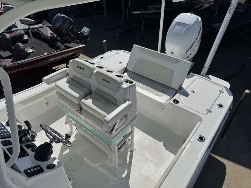 Slide: The Image of Caymas Boats CAYMAS 26 HB 2023 - 4