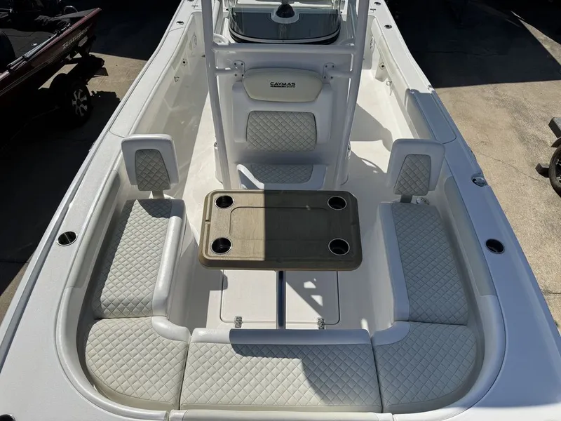 Slide: The Image of Caymas Boats CAYMAS 26 HB 2023 - 22