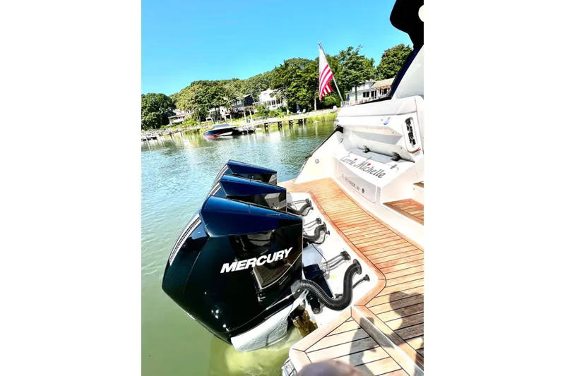 Slide: The Image of Sea Ray 370 SUNDANCER OB 2023 - 75