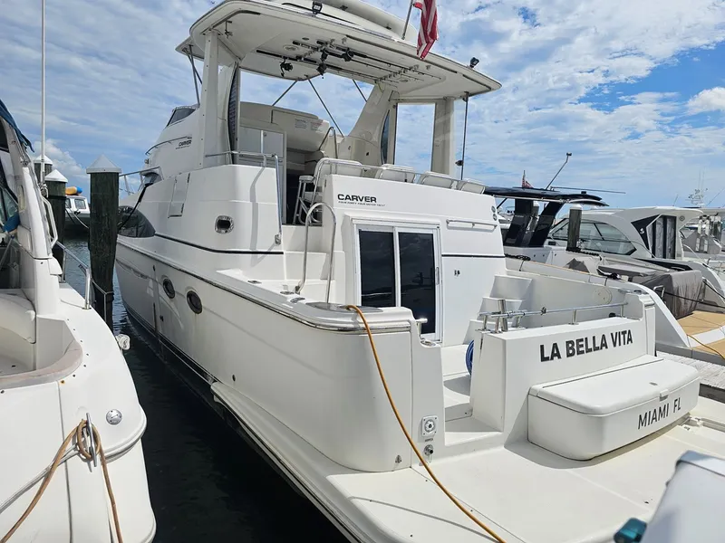 Slide: The Image of Carver Yachts 444 Cockpit Motor Yacht 2004 - 2