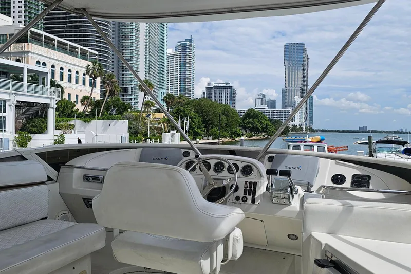 Slide: The Image of Carver Yachts 444 Cockpit Motor Yacht 2004 - 10