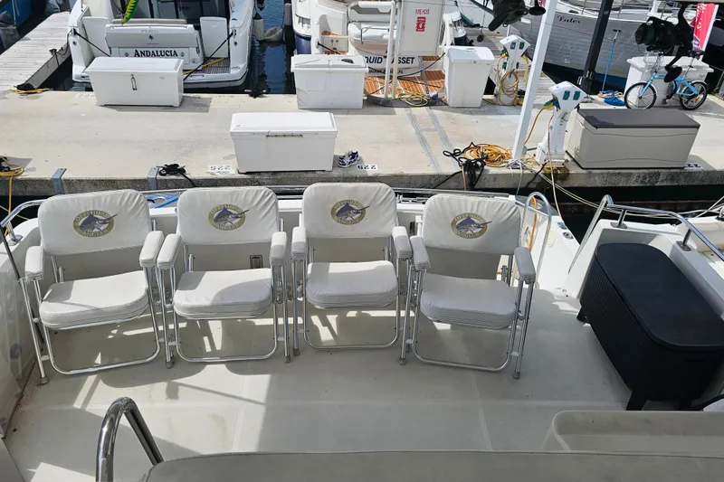 Slide: The Image of Carver Yachts 444 Cockpit Motor Yacht 2004 - 4