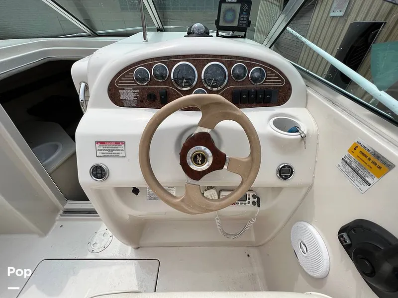 Slide: The Image of Sea Ray 215 Express Cruiser 2001 - 12774235