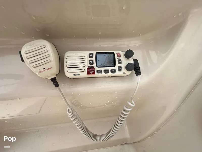 Slide: The Image of Sea Ray 215 Express Cruiser 2001 - 12774241