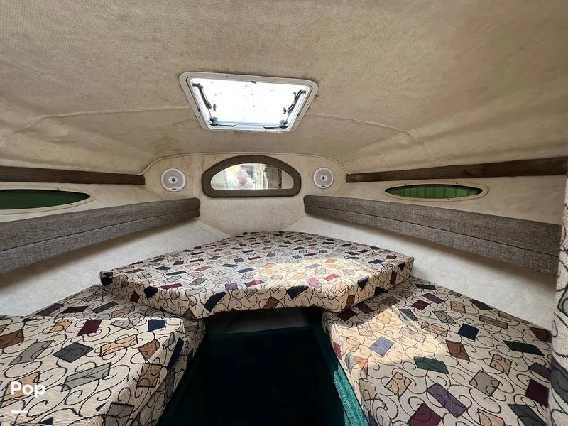 Slide: The Image of Sea Ray 215 Express Cruiser 2001 - 12774252