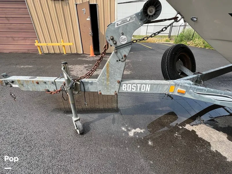 Slide: The Image of Sea Ray 215 Express Cruiser 2001 - 12774276