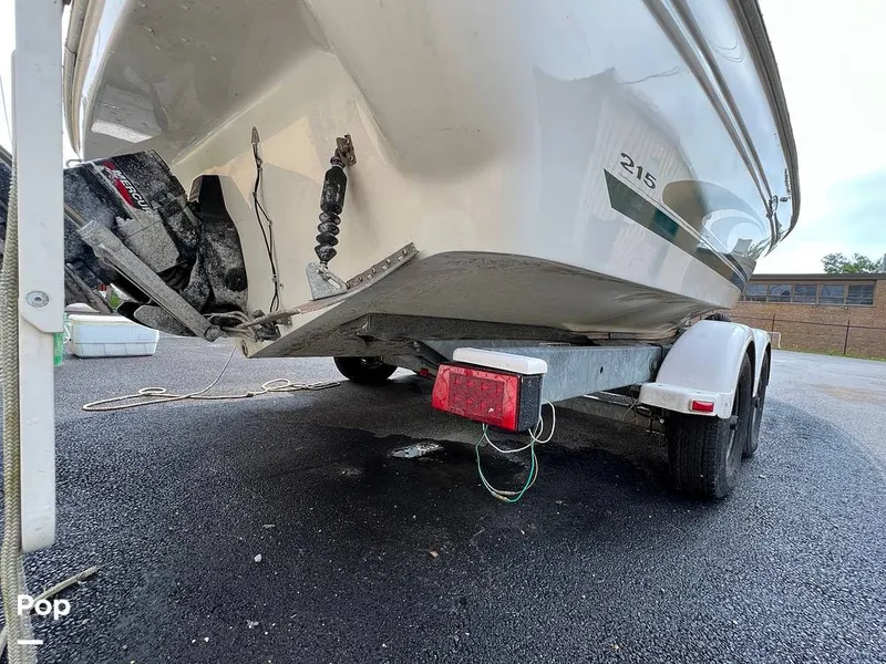 Slide: The Image of Sea Ray 215 Express Cruiser 2001 - 12774281