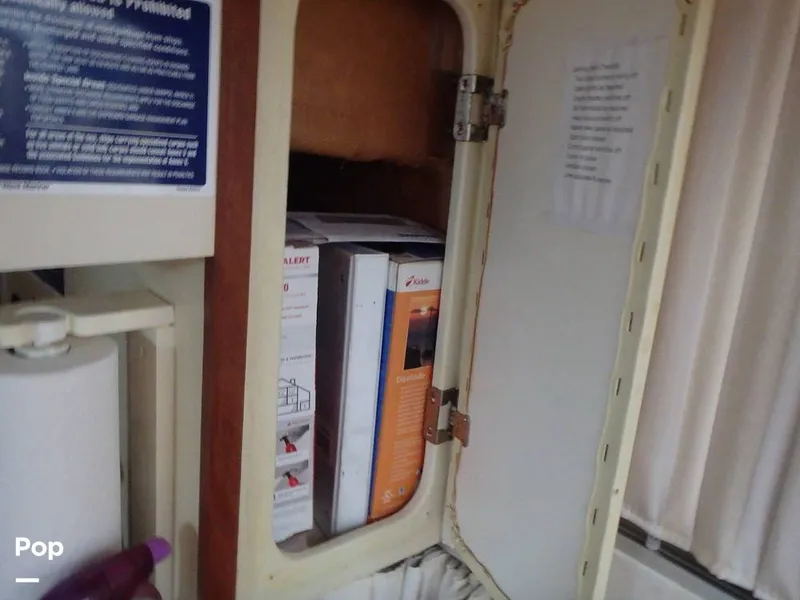 Slide: The Image of Trojan 10 Meter 1990 - 12818491