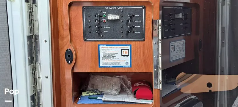 Slide: The Image of Four Winns 268 Vista 2004 - 12880874