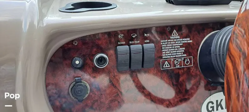 Slide: The Image of Four Winns 268 Vista 2004 - 12880859