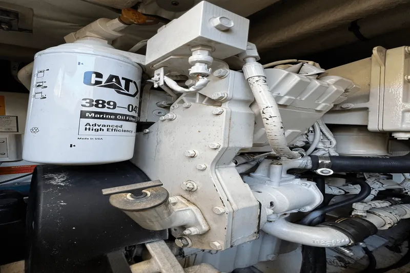 Slide: The Image of Azimut 47 FLYBRIDGE 2011 - 101