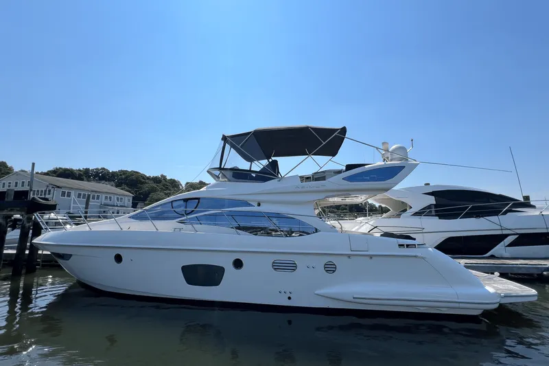 Slide: The Image of Azimut 47 FLYBRIDGE 2011 - 5