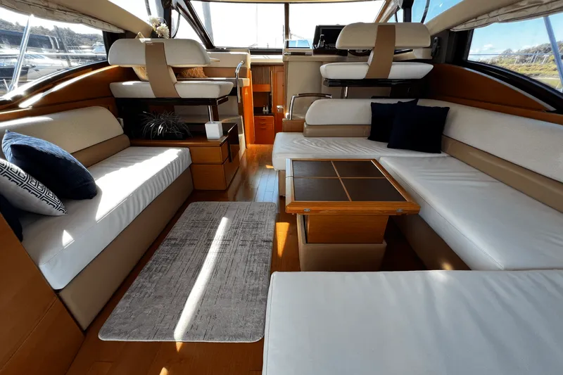 Slide: The Image of Azimut 47 FLYBRIDGE 2011 - 52