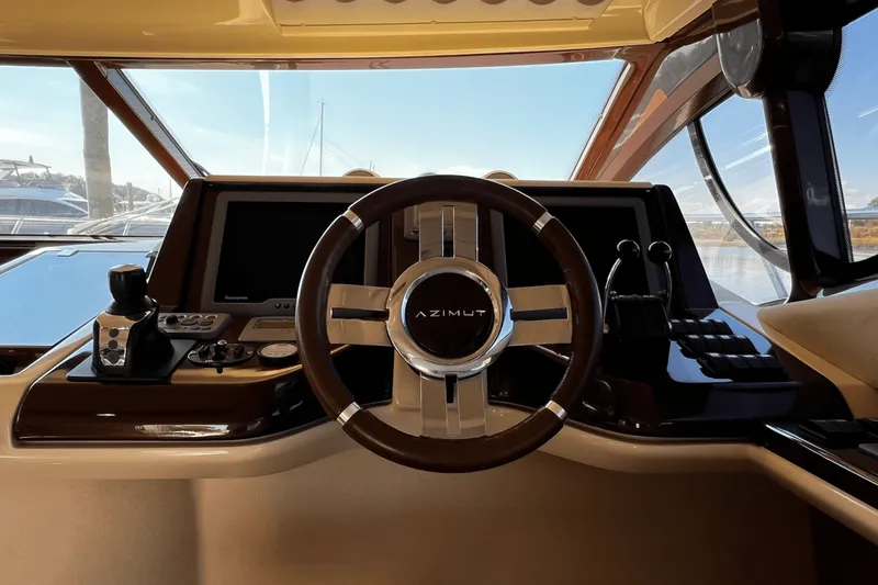 Slide: The Image of Azimut 47 FLYBRIDGE 2011 - 53