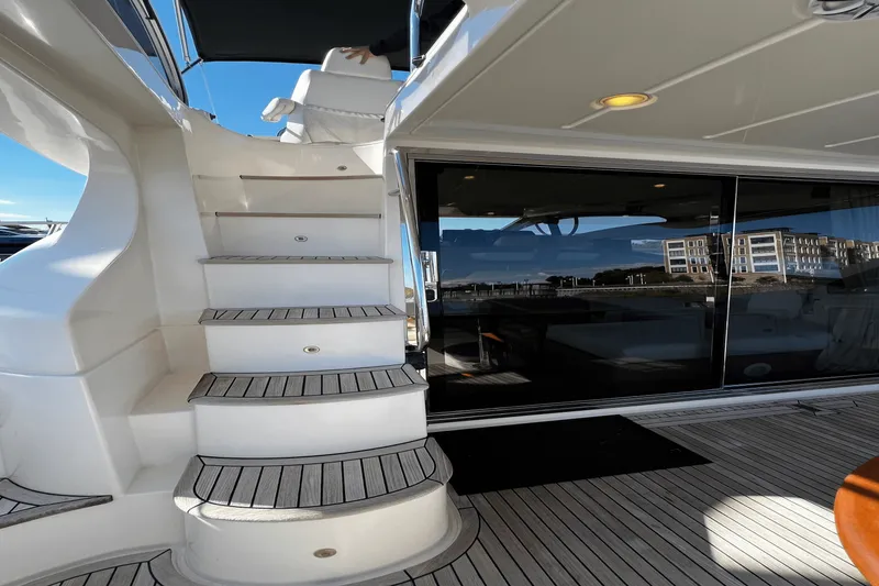 Slide: The Image of Azimut 47 FLYBRIDGE 2011 - 67
