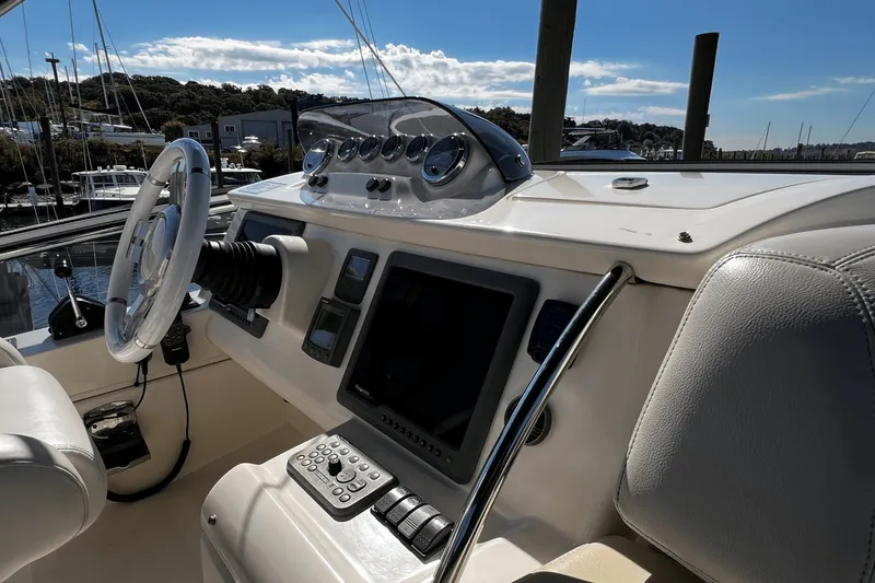 Slide: The Image of Azimut 47 FLYBRIDGE 2011 - 74