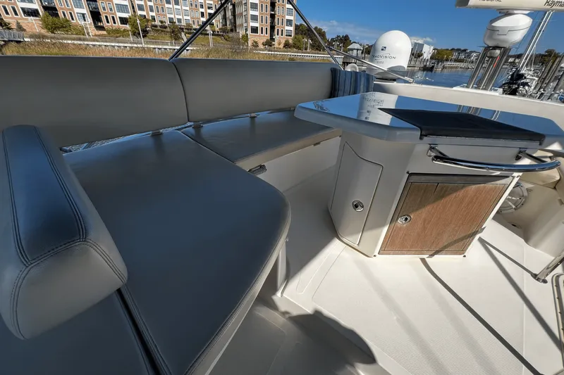 Slide: The Image of Azimut 47 FLYBRIDGE 2011 - 79