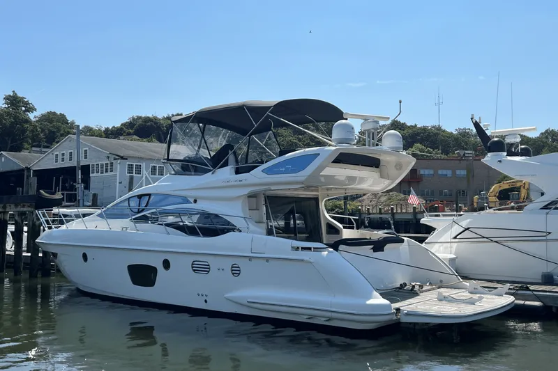 Slide: The Image of Azimut 47 FLYBRIDGE 2011 - 8