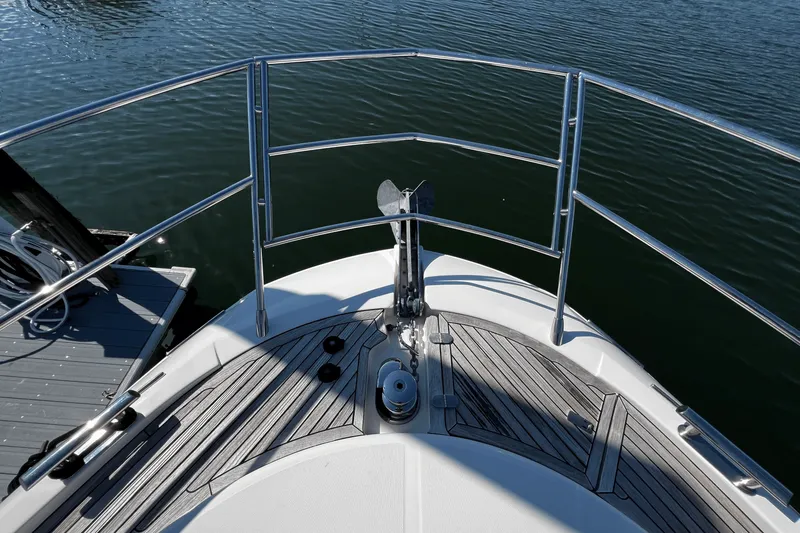 Slide: The Image of Azimut 47 FLYBRIDGE 2011 - 87