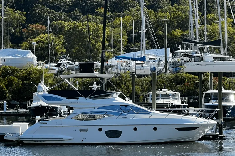 Slide: The Image of Azimut 47 FLYBRIDGE 2011 - 92