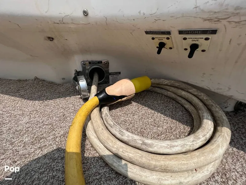 Slide: The Image of Sea Ray 630 Super Sport 1997 - 12861398