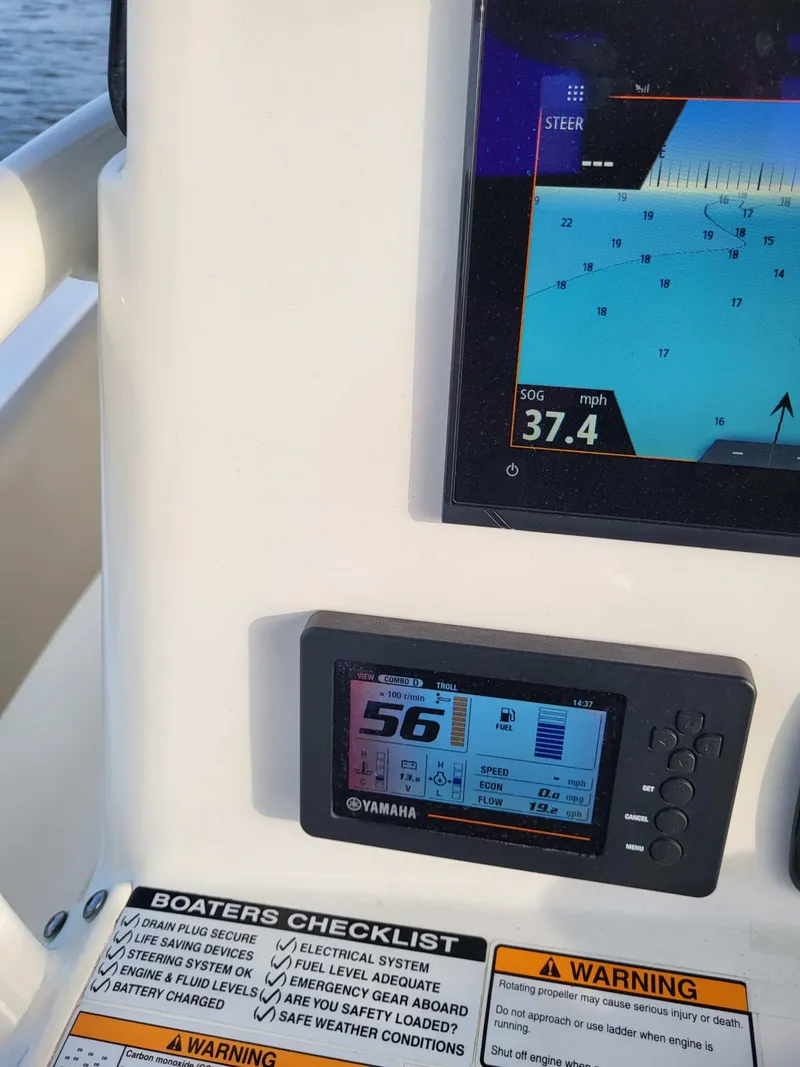 Slide: The Image of NauticStar 2302 Legacy 2021 - 14