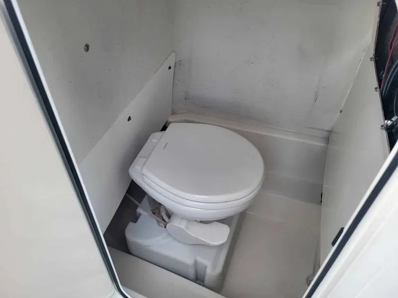 Slide: The Image of NauticStar 2302 Legacy 2021 - 20