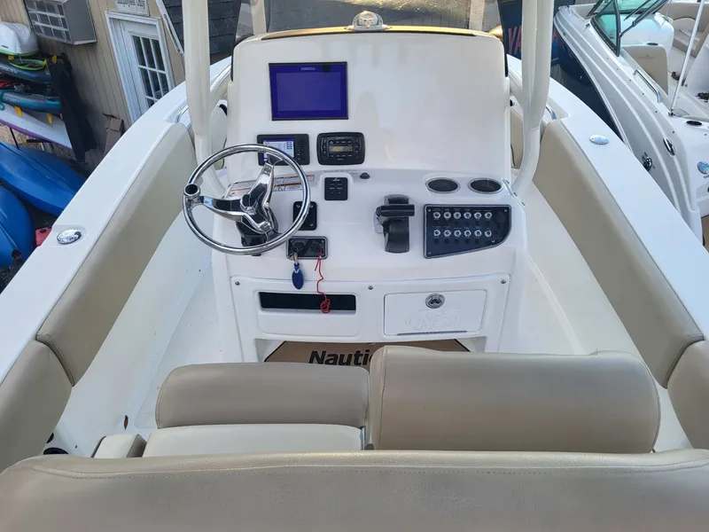 Slide: The Image of NauticStar 2302 Legacy 2021 - 3