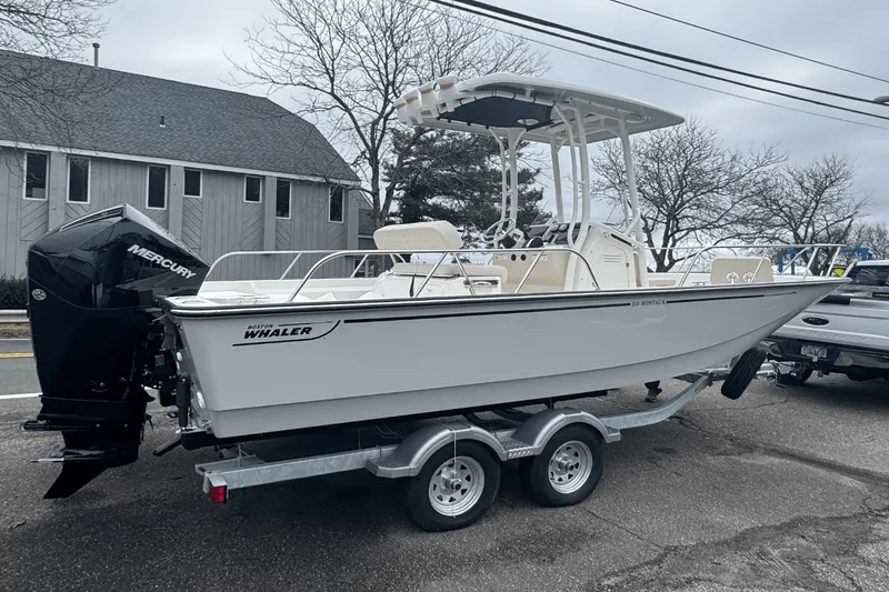 Slide: The Image of Boston Whaler 210 Montauk 2025 - 2