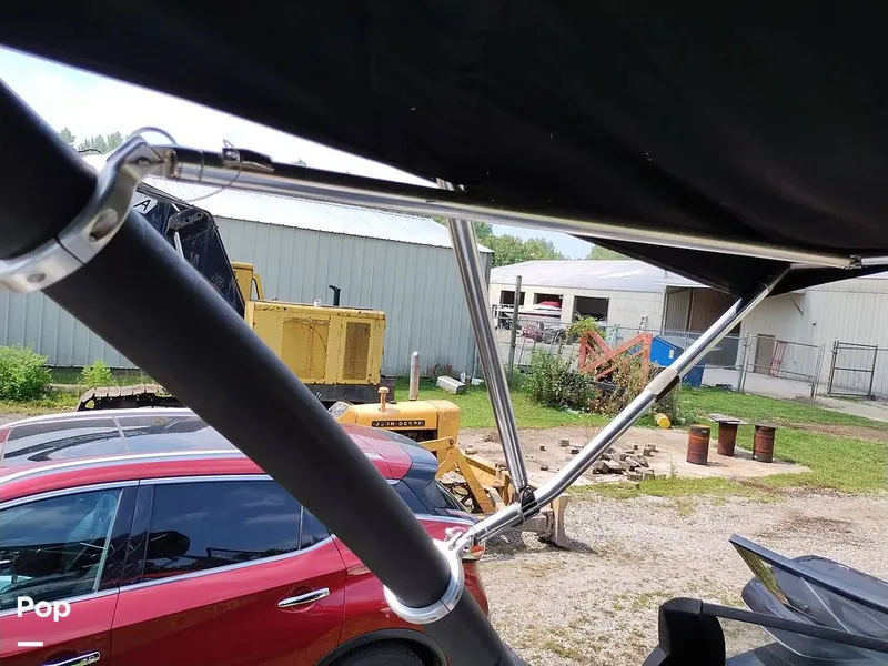 Slide: The Image of Axis A20 2011 - 13018756