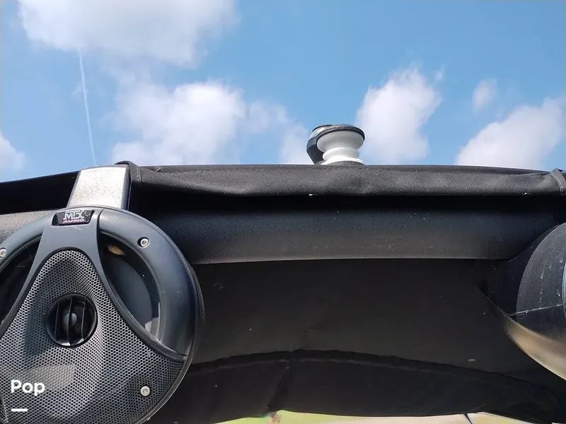 Slide: The Image of Axis A20 2011 - 13018789