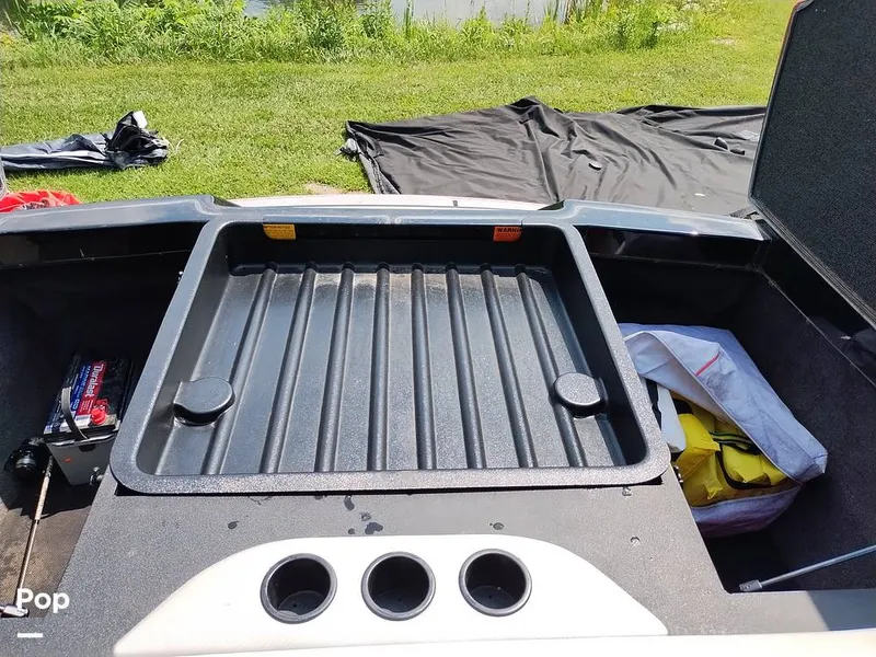 Slide: The Image of Axis A20 2011 - 13018535