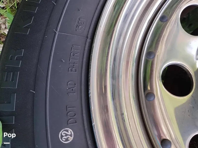 Slide: The Image of Newer Tires - 13018563