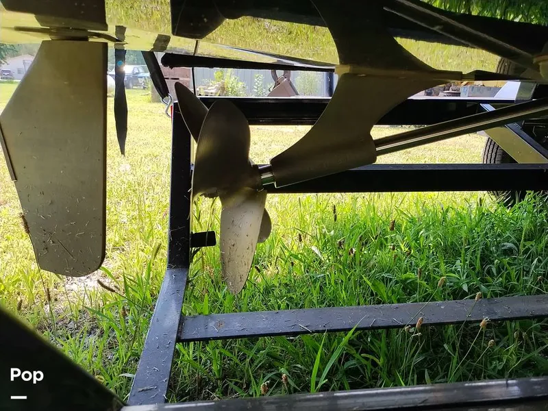 Slide: The Image of Axis A20 2011 - 13018594