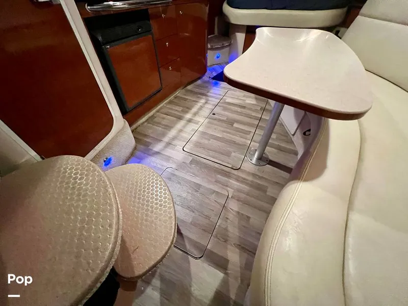 Slide: The Image of Sea Ray 320 Sundancer 2004 - 12821148