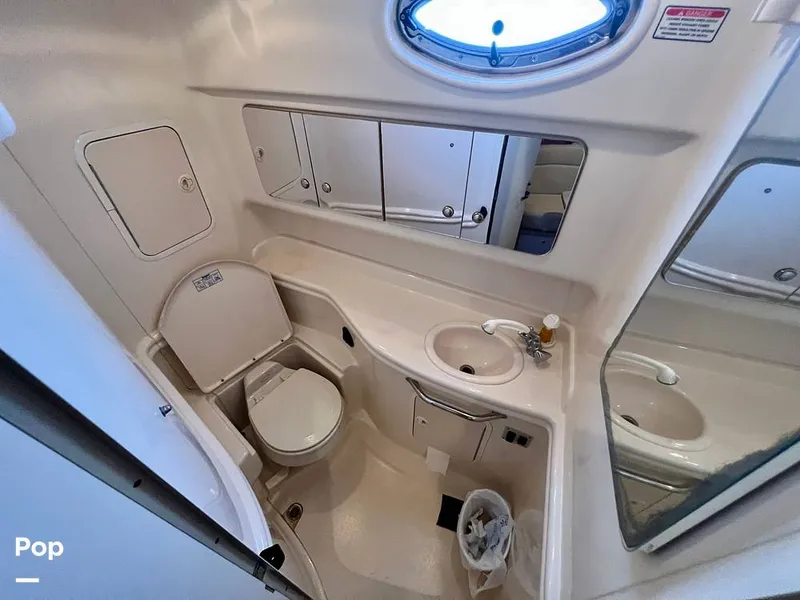 Slide: The Image of Sea Ray 320 Sundancer 2004 - 12821150