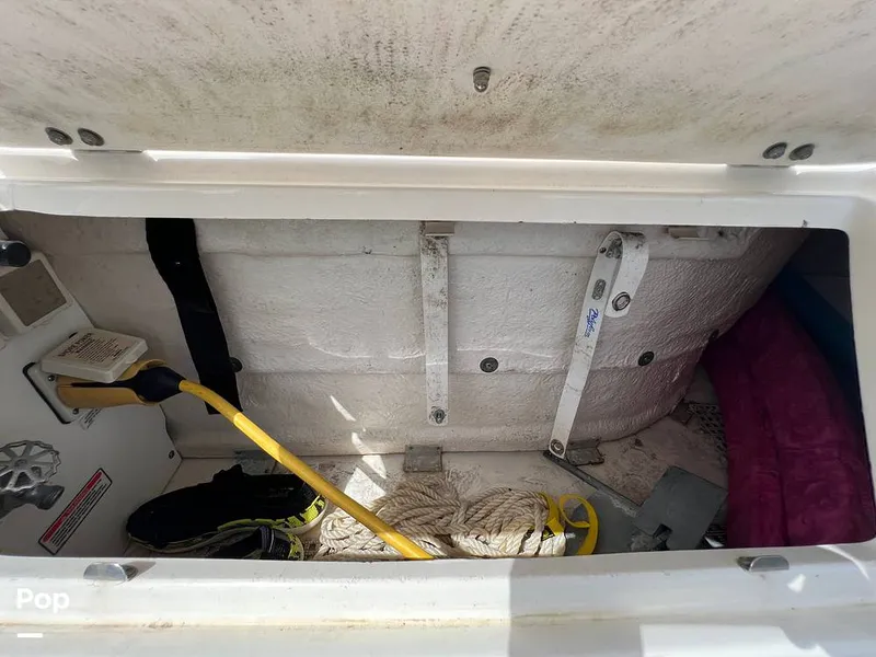 Slide: The Image of Sea Ray 320 Sundancer 2004 - 12821065