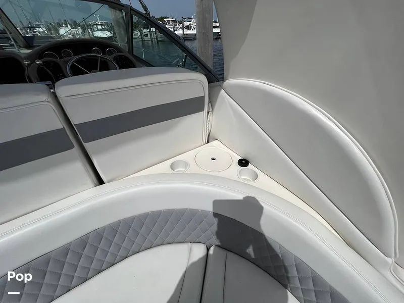 Slide: The Image of Sea Ray 320 Sundancer 2004 - 12821077