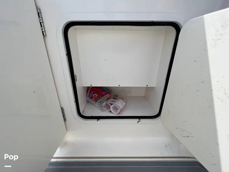 Slide: The Image of Sea Ray 320 Sundancer 2004 - 12821081