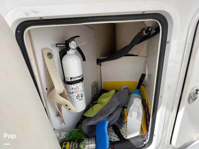 Slide: The Image of Sea Ray 320 Sundancer 2004 - 12821083