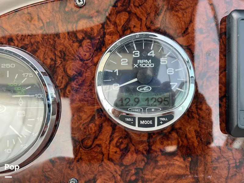 Slide: The Image of Sea Ray 320 Sundancer 2004 - 12821099